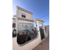 Revente - Town House -
Villamartin - Costa Blanca