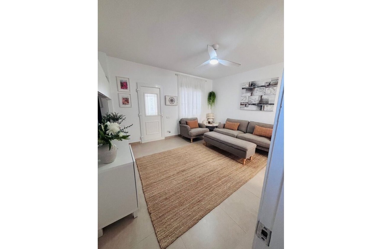 Revente - Town House -
Villamartin - Costa Blanca