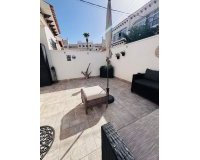 Revente - Town House -
Villamartin - Costa Blanca