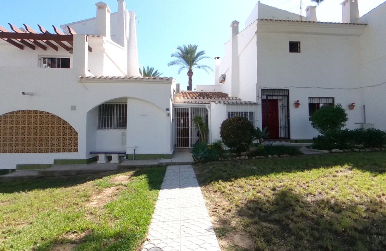 Revente - Town House -
Villamartin - Costa Blanca