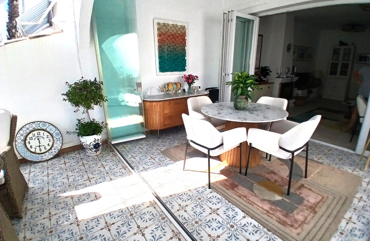 Revente - Town House -
Villamartin - Costa Blanca