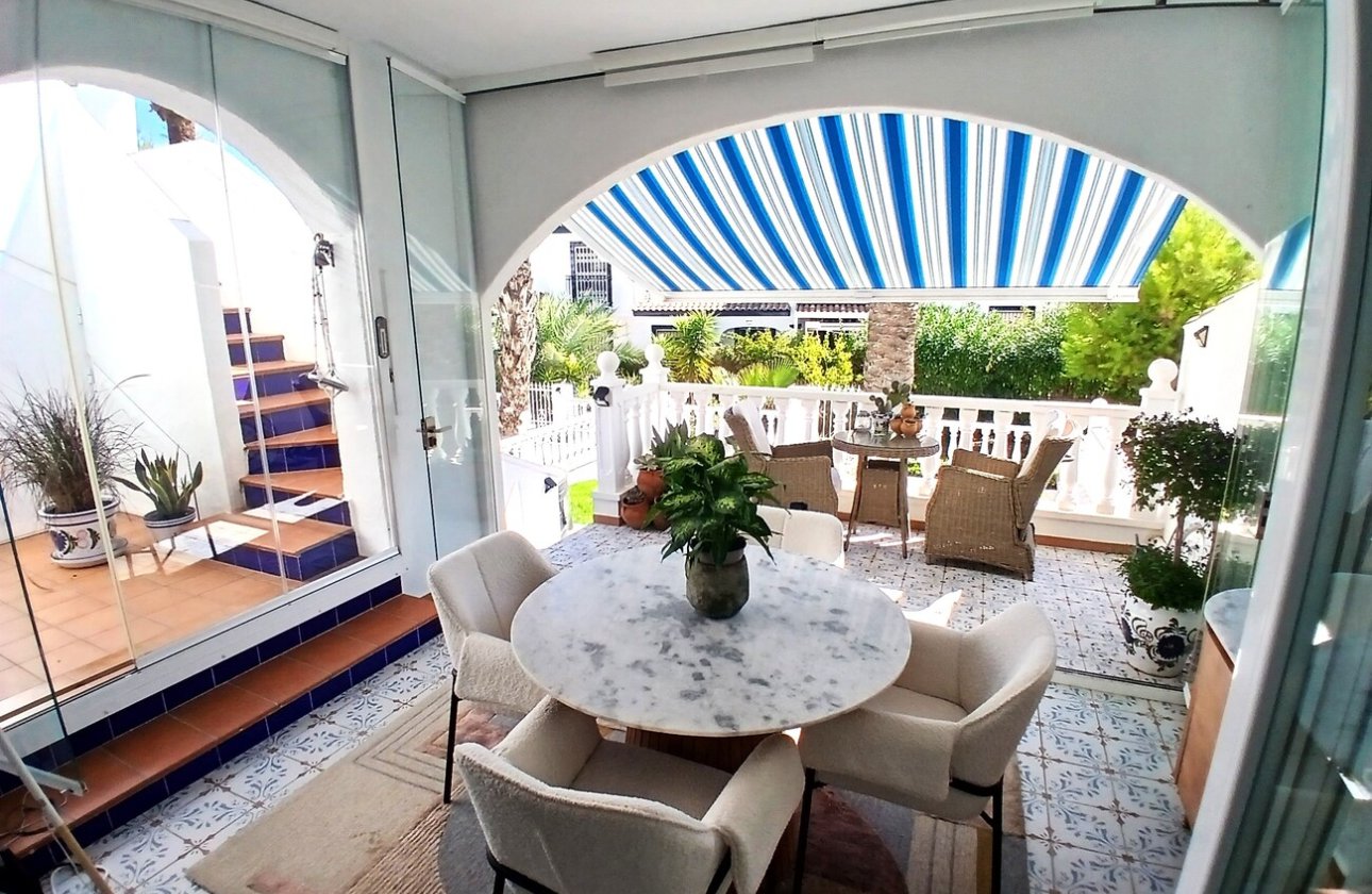 Revente - Town House -
Villamartin - Costa Blanca