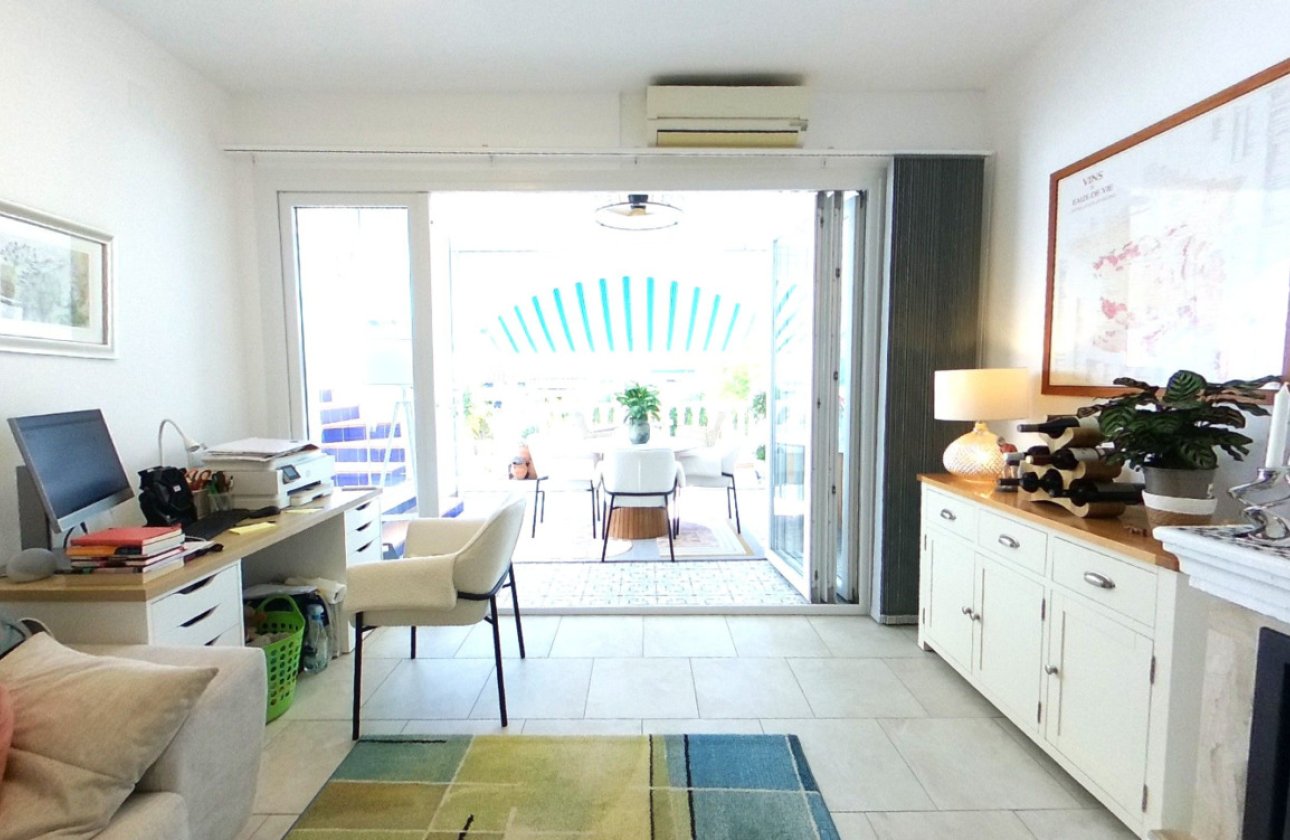 Revente - Town House -
Villamartin - Costa Blanca