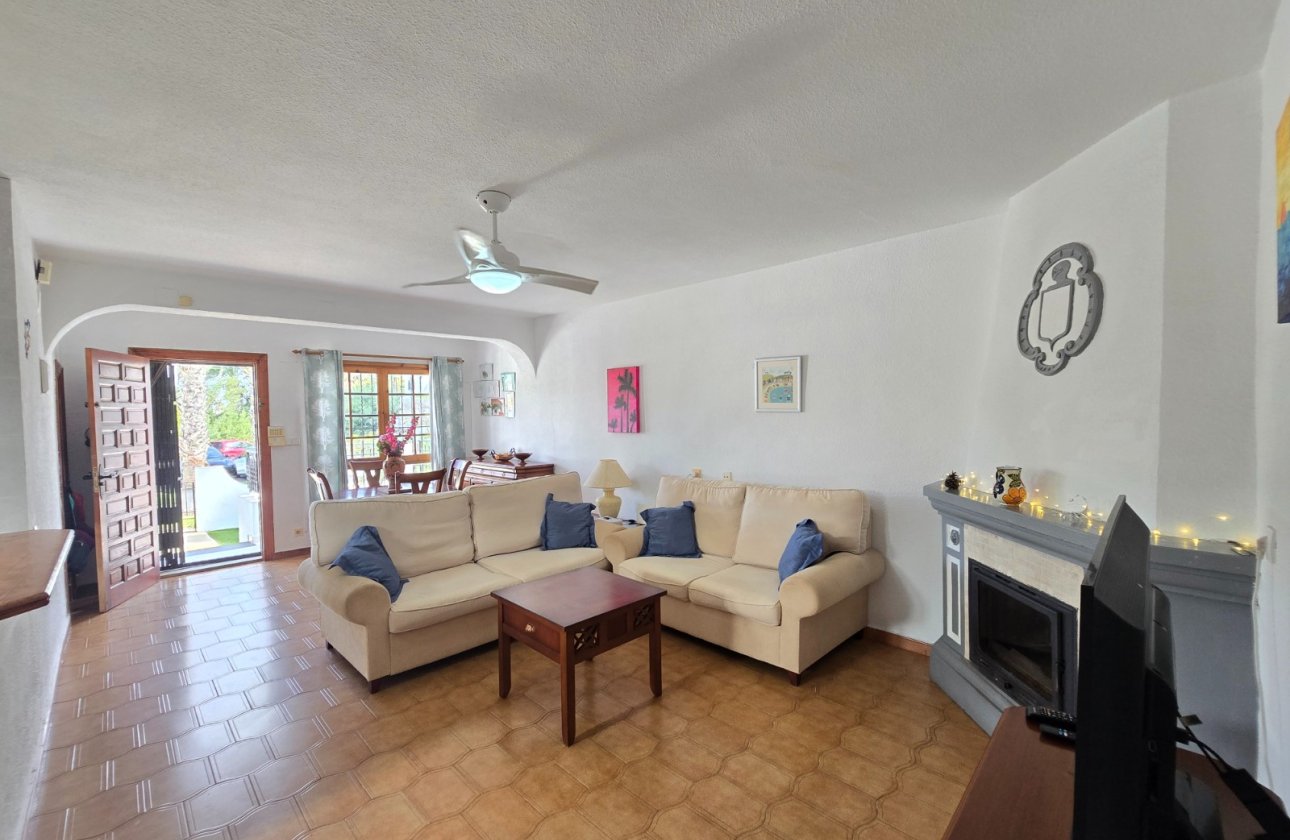 Revente - Town House -
Villamartin - Costa Blanca