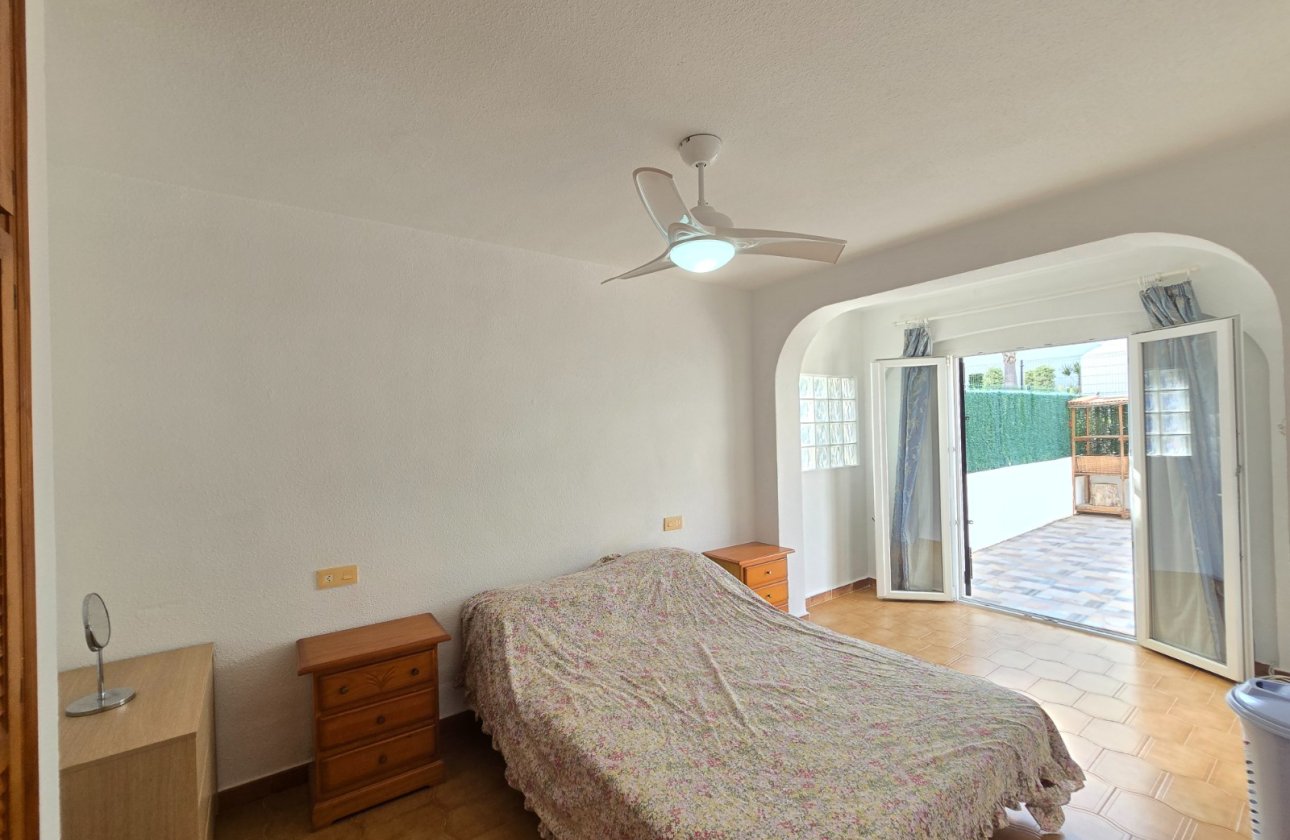 Revente - Town House -
Villamartin - Costa Blanca