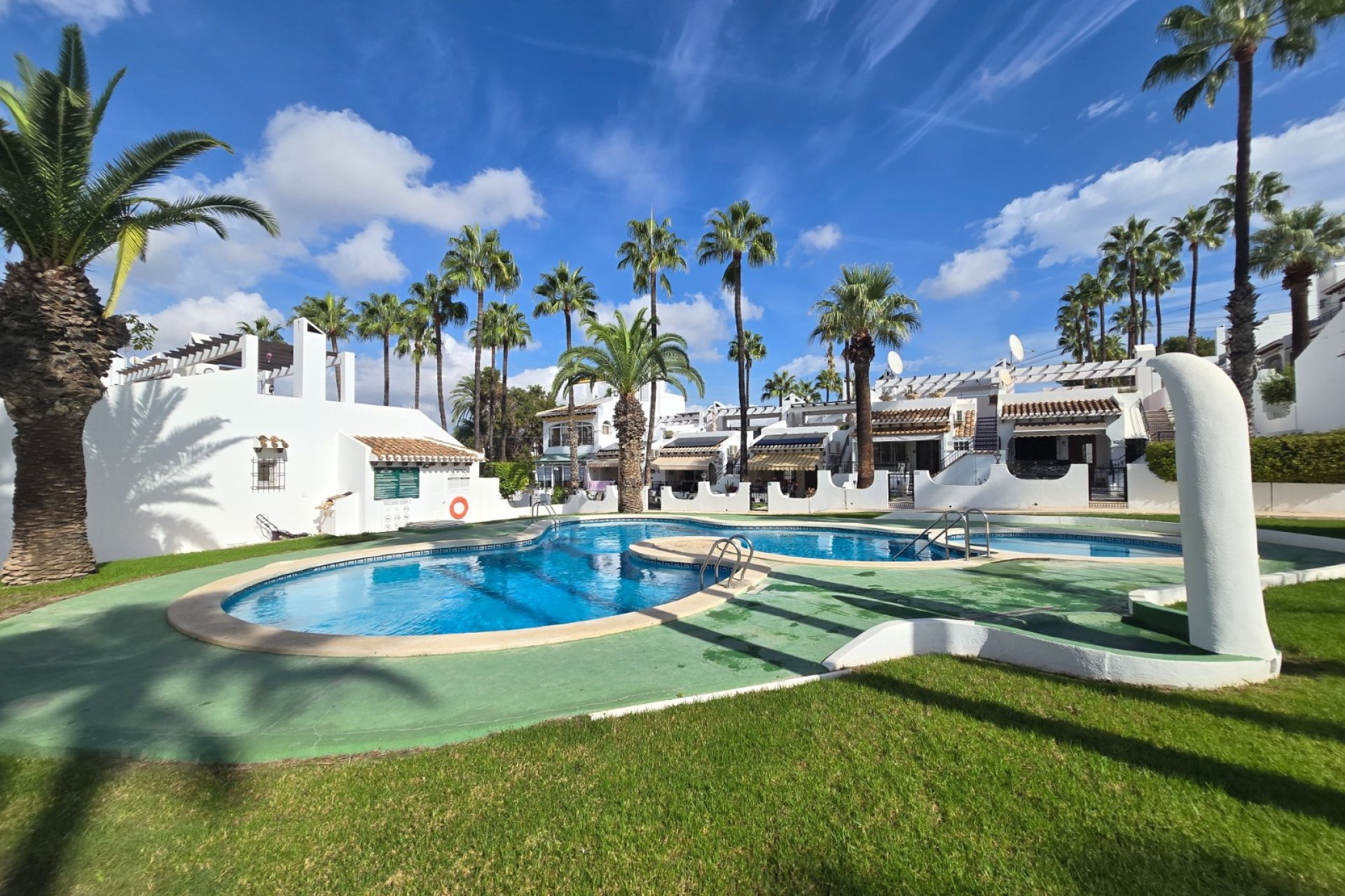 Revente - Town House -
Villamartin - Costa Blanca