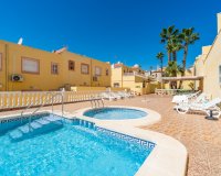 Revente - Town House -
Villamartin - Costa Blanca