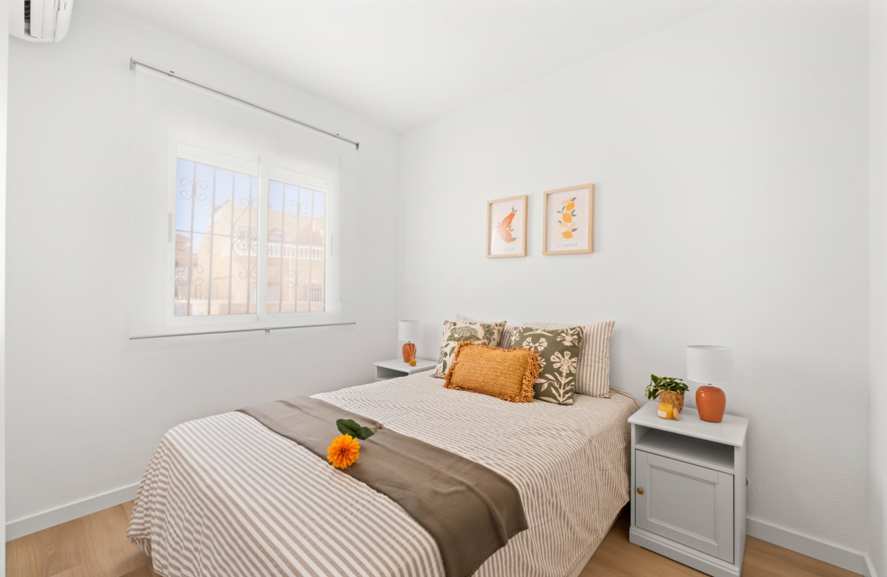 Revente - Town House -
Villamartin - Costa Blanca