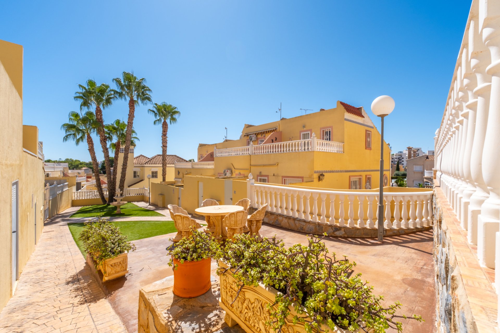 Revente - Town House -
Villamartin - Costa Blanca