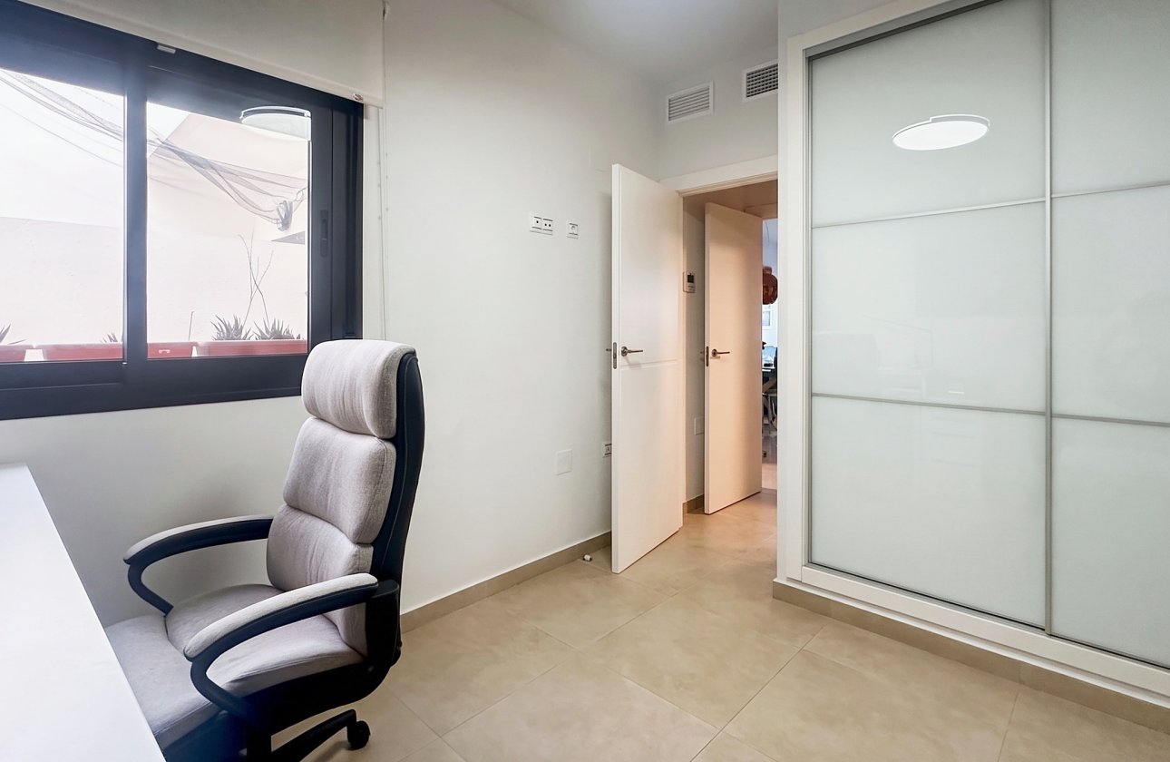 Revente - Town House -
Villamartin - Costa Blanca