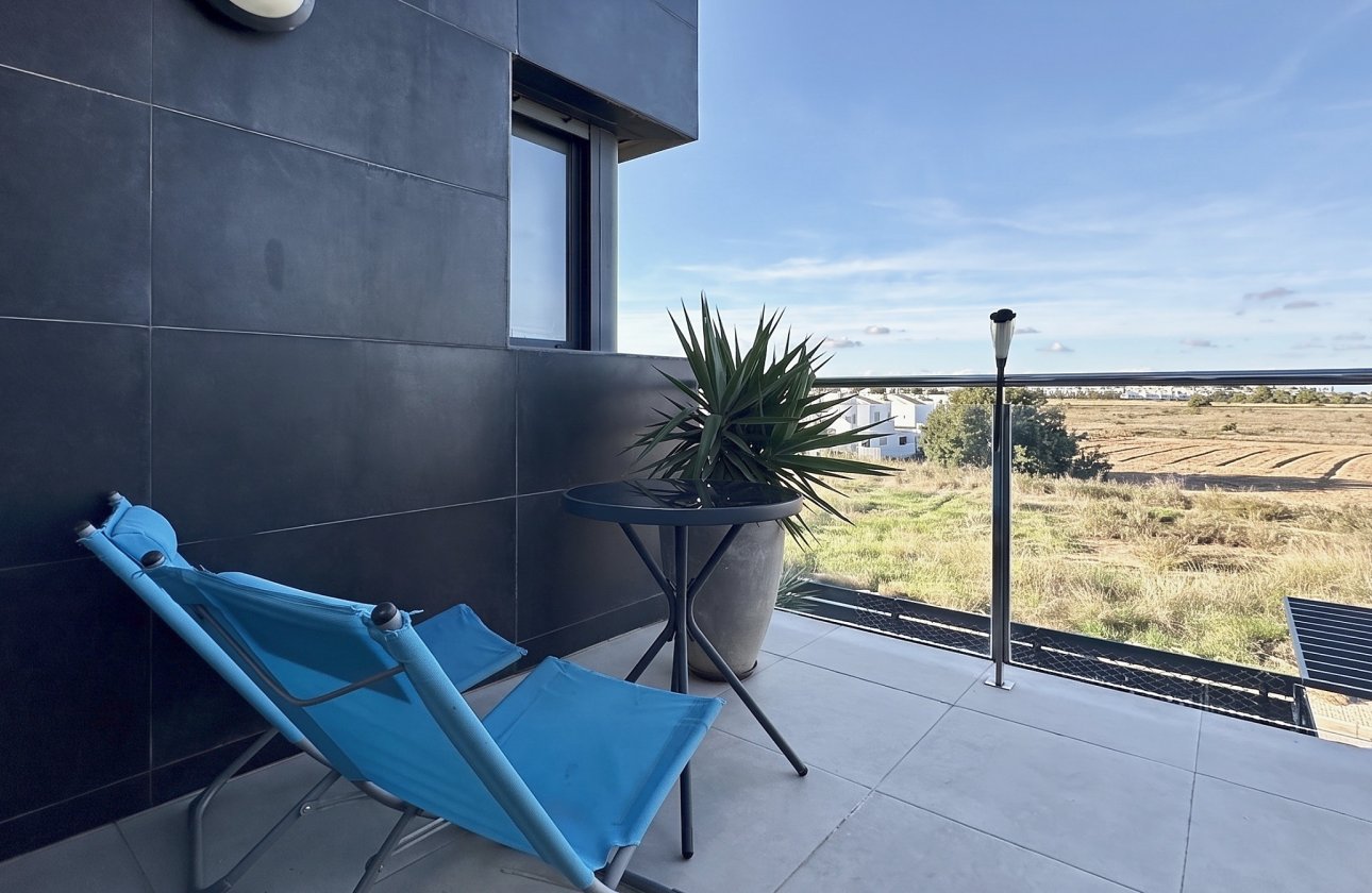 Revente - Town House -
Villamartin - Costa Blanca