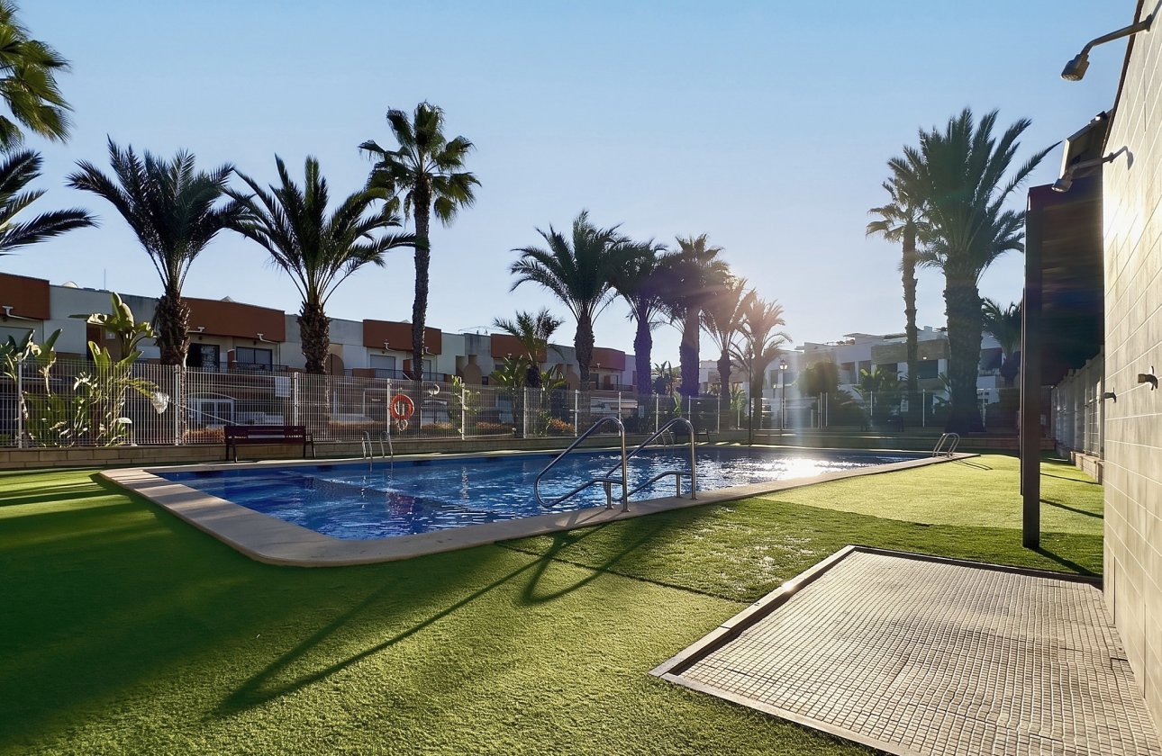 Revente - Town House -
Villamartin - Costa Blanca