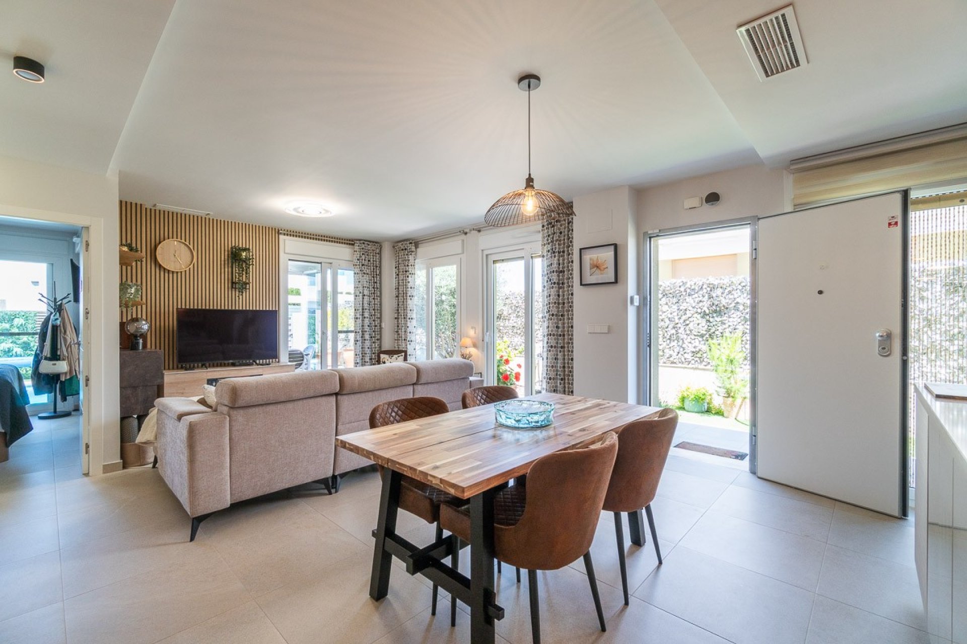 Revente - Town House -
Vistabella Golf Entre Naranjos - Inland
