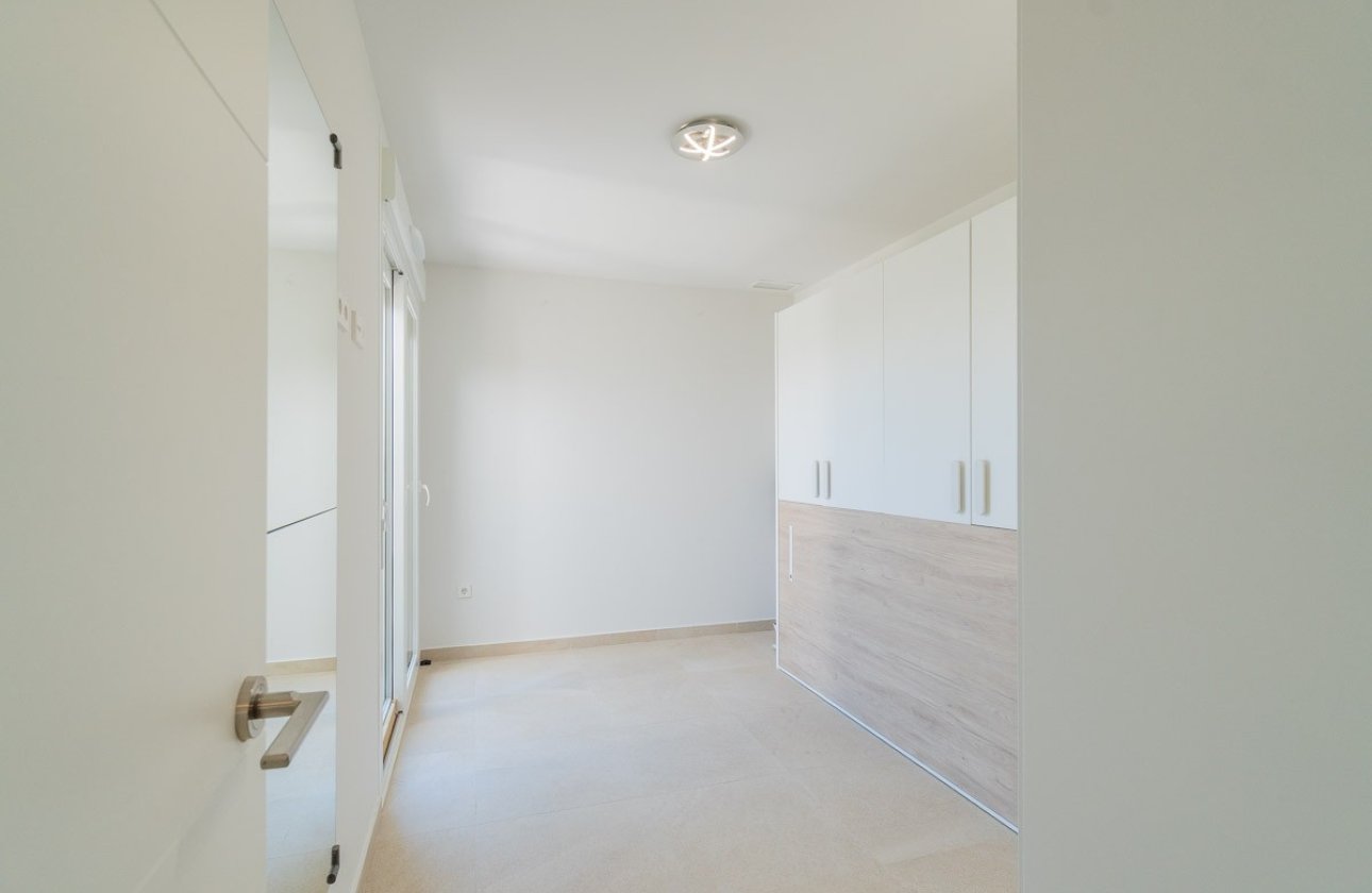 Revente - Town House -
Vistabella Golf Entre Naranjos - Inland