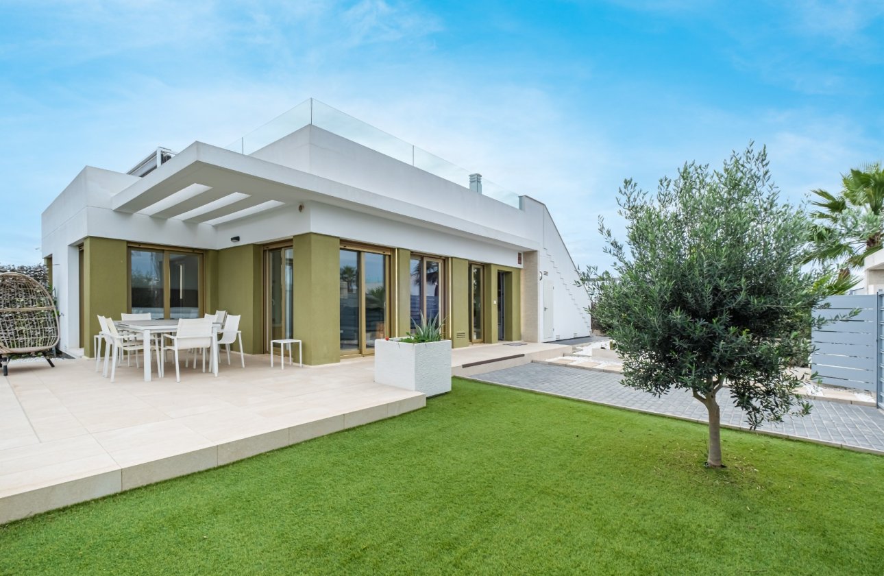 Revente - Townhouse -
Orihuela - Vistabella