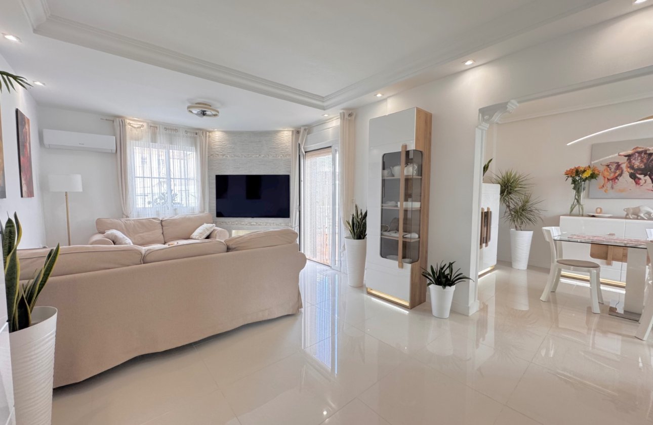 Revente - Villa -
Algorfa