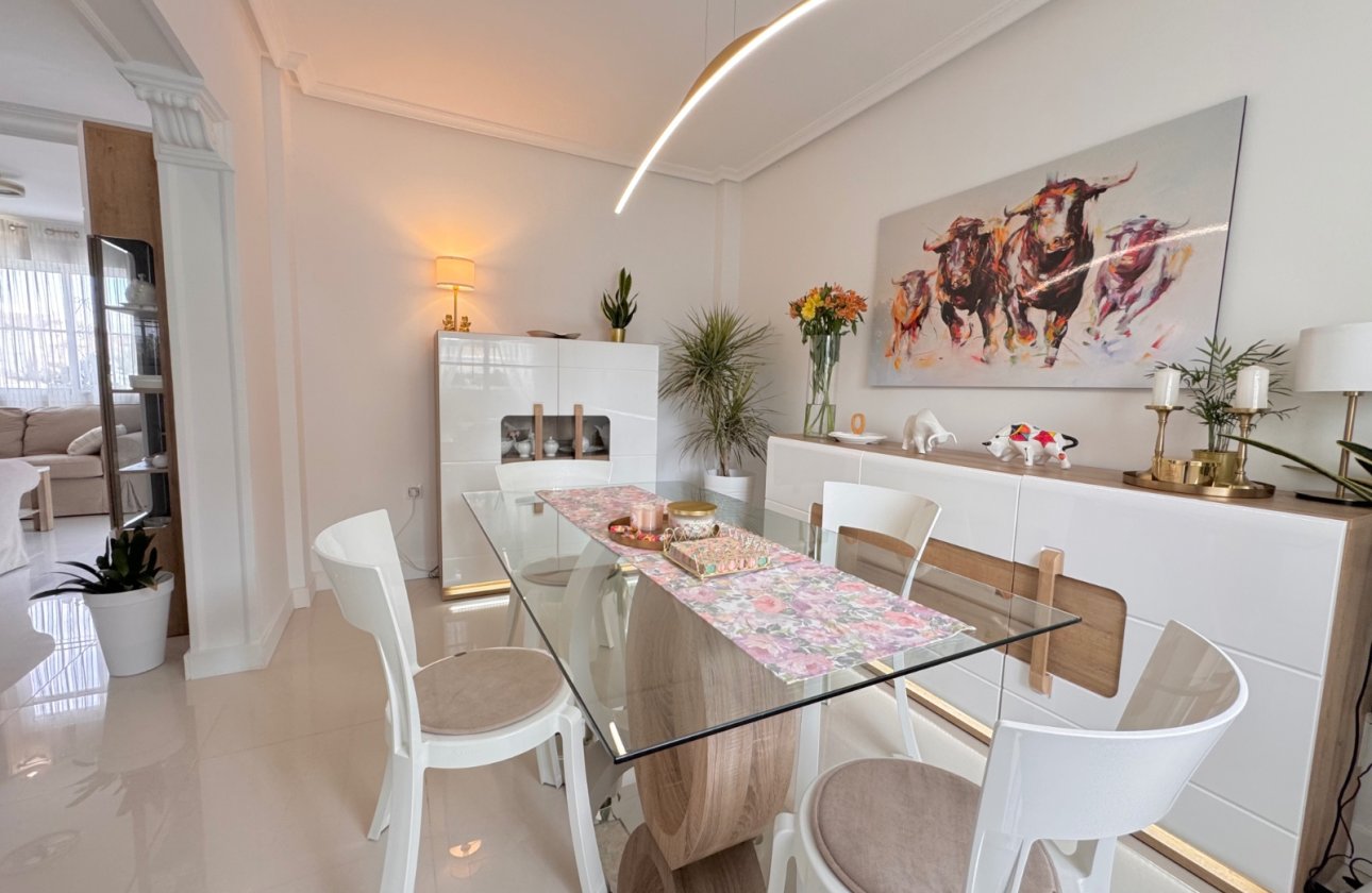 Revente - Villa -
Algorfa