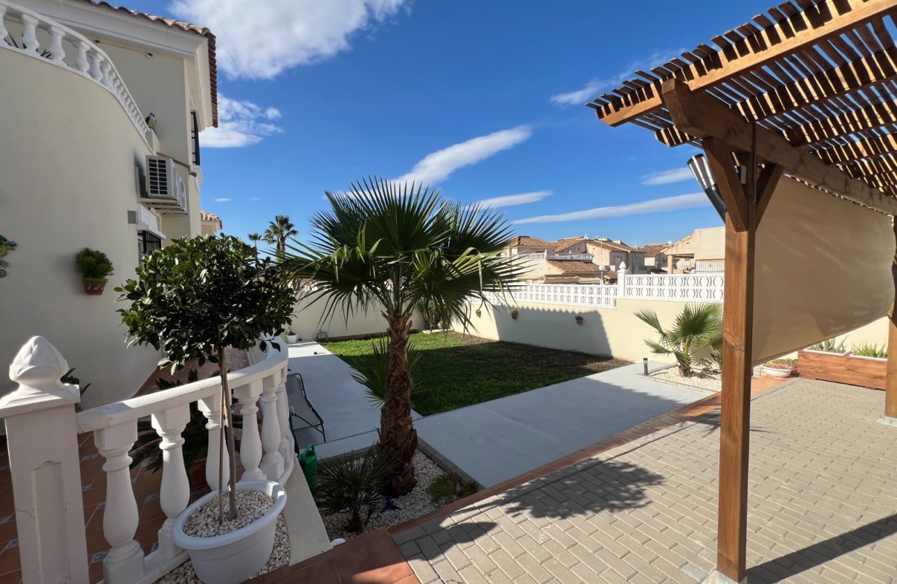 Revente - Villa -
Algorfa