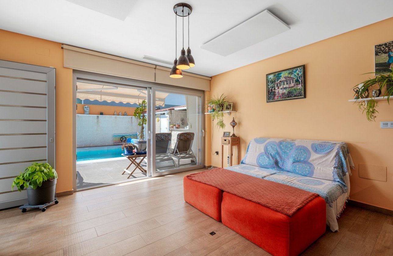 Revente - Villa -
Benijofar - Costa Blanca