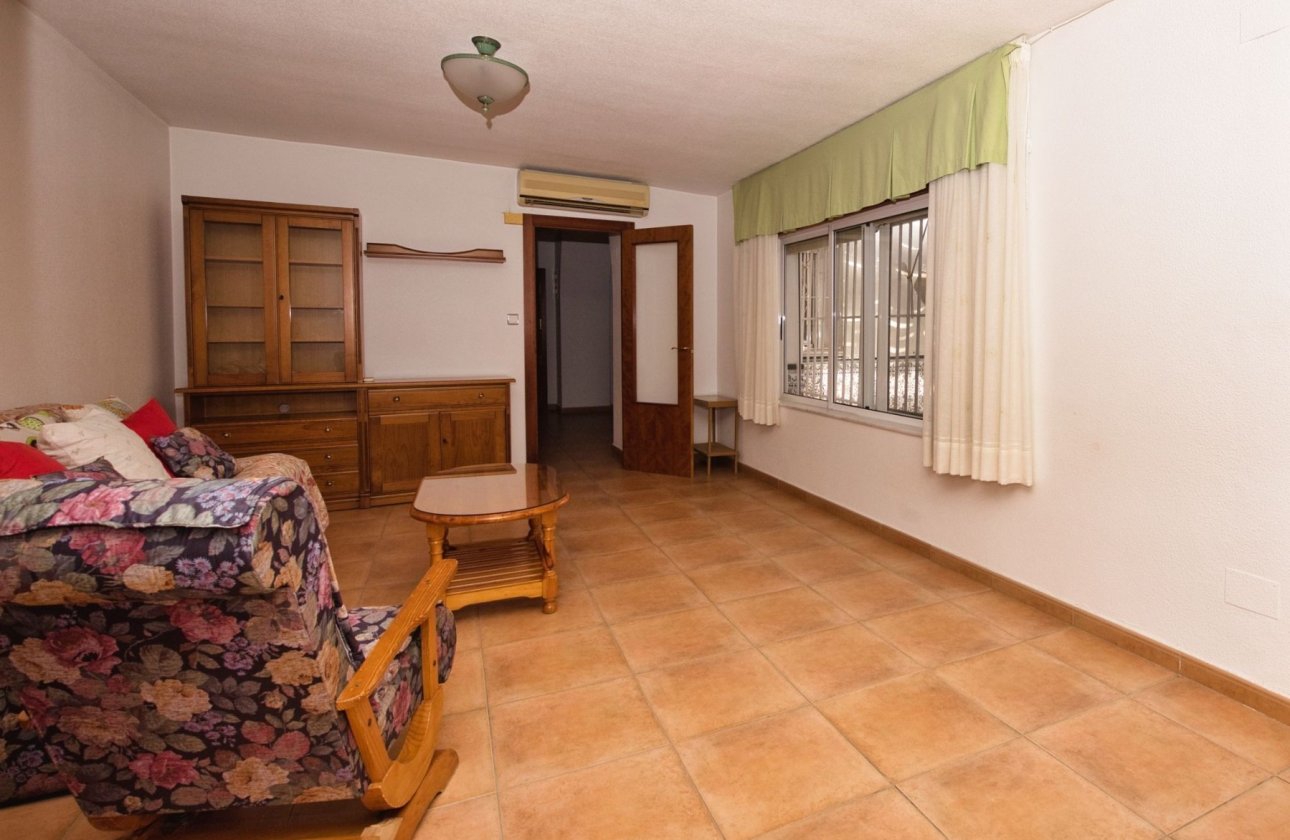 Revente - Villa -
Benijofar - Costa Blanca