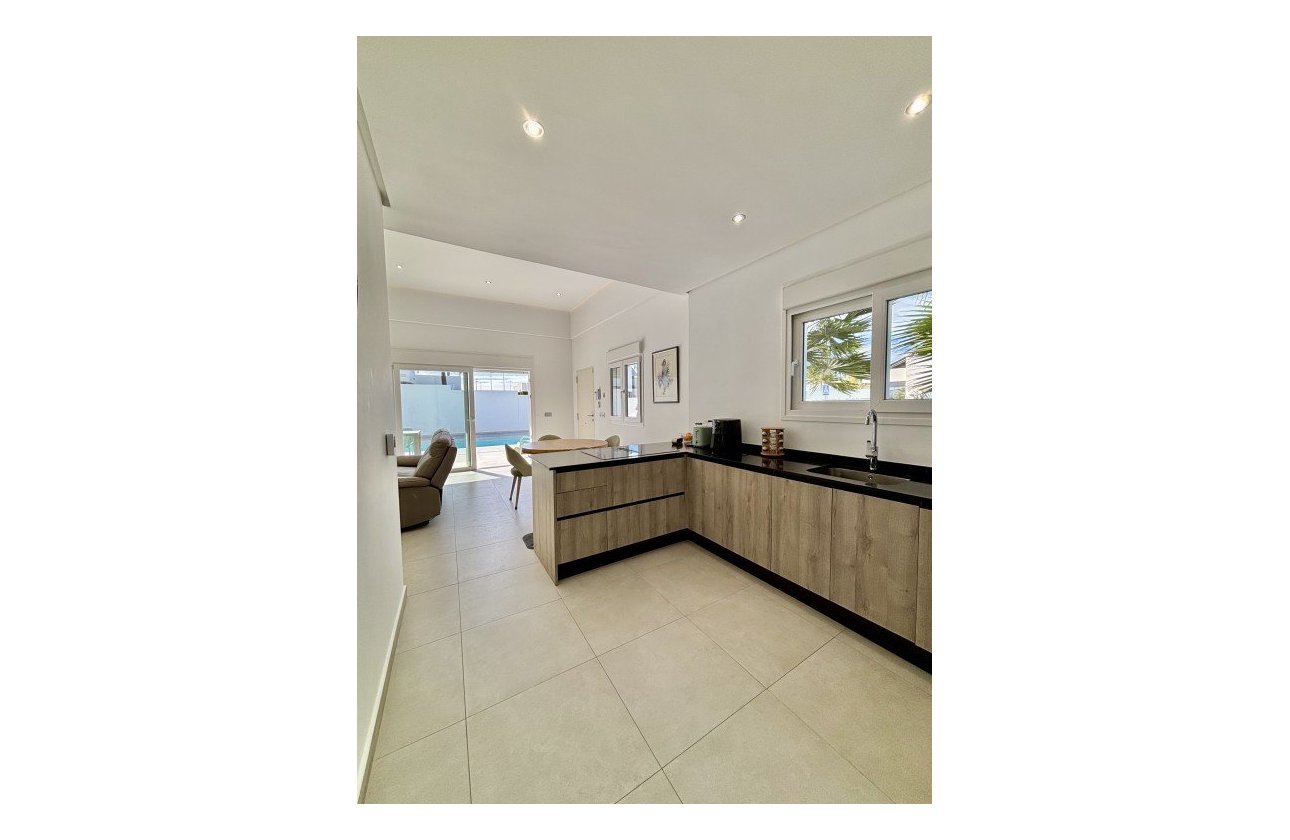 Revente - Villa -
Benijofar - Costa Blanca