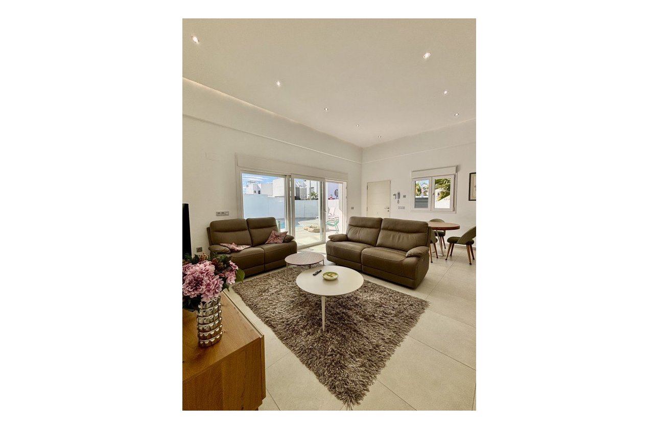 Revente - Villa -
Benijofar - Costa Blanca