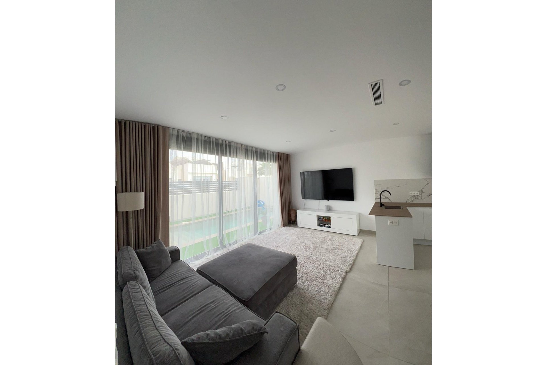 Revente - Villa -
Benijofar