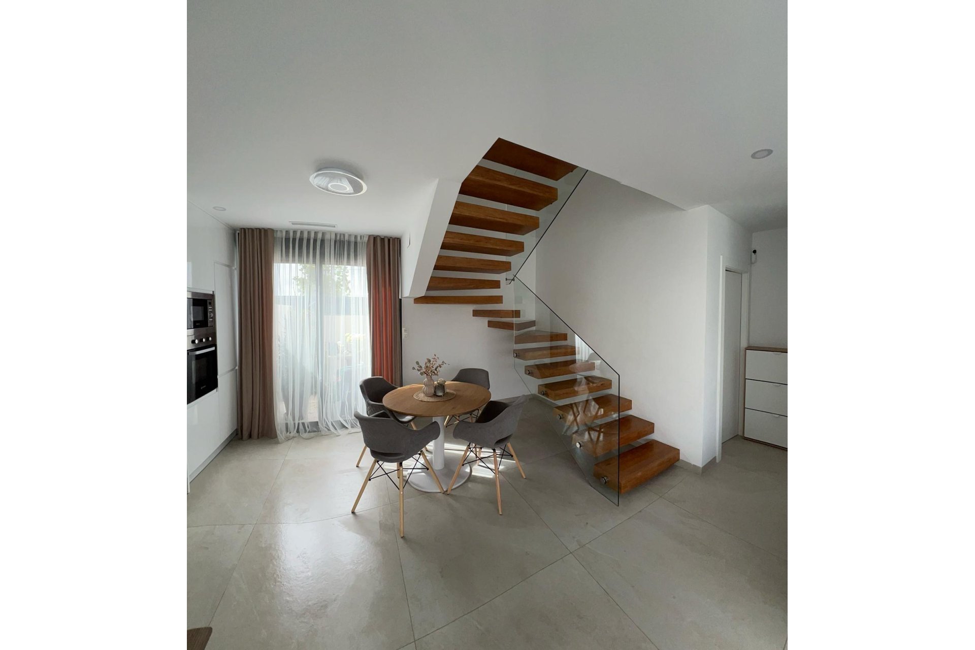 Revente - Villa -
Benijofar