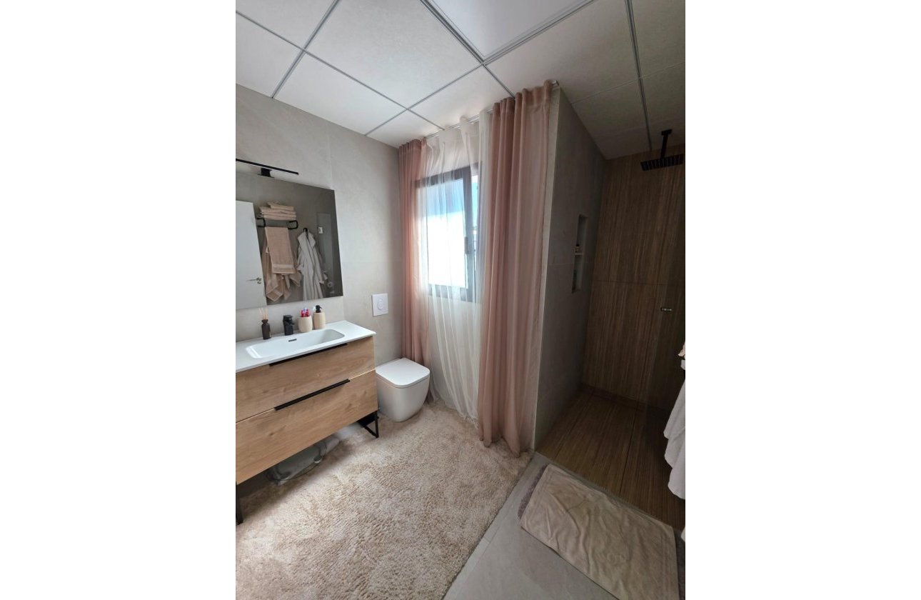 Revente - Villa -
Benijofar