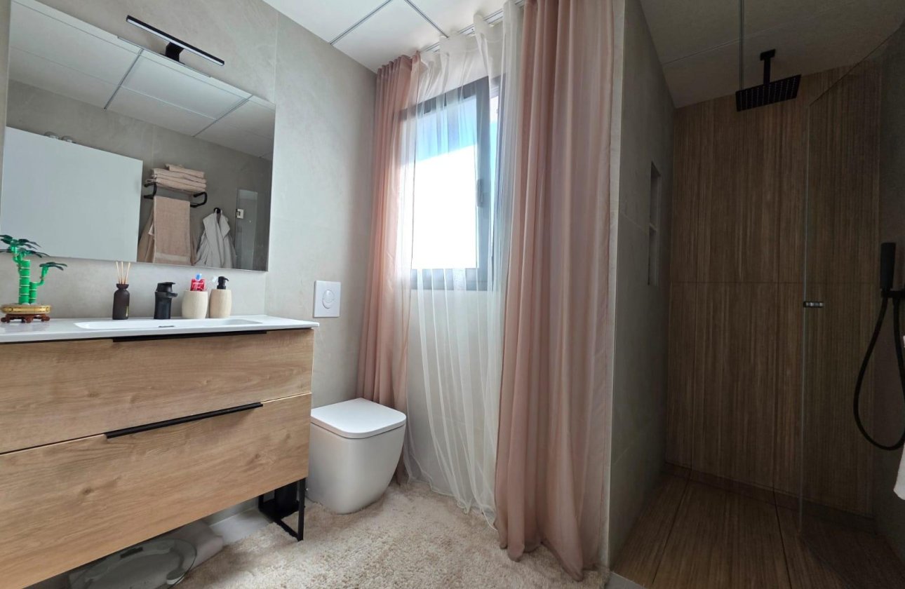 Revente - Villa -
Benijofar