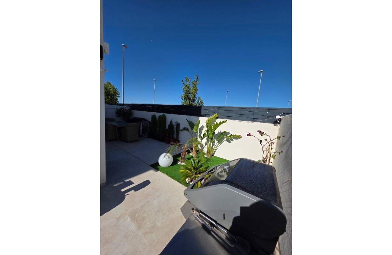 Revente - Villa -
Benijofar