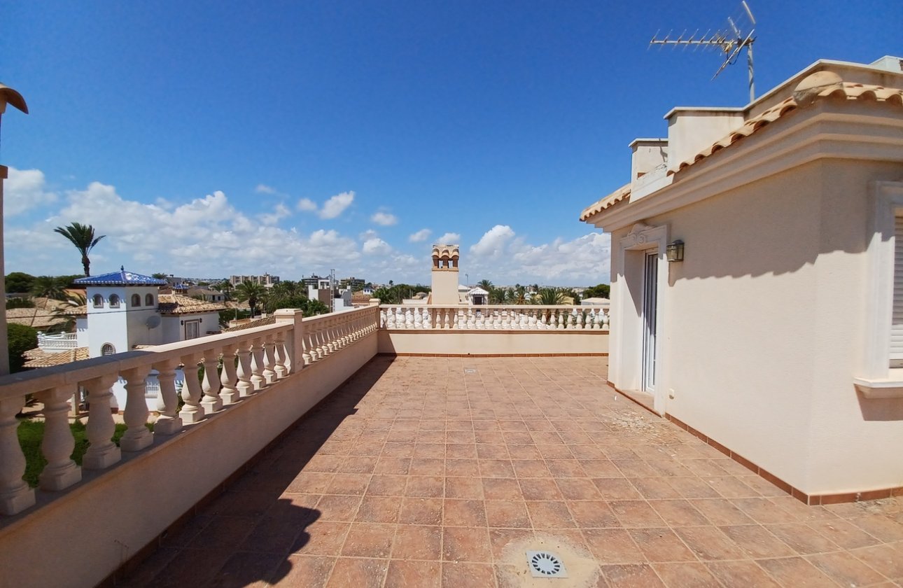 Revente - Villa -
Cabo Roig - Costa Blanca