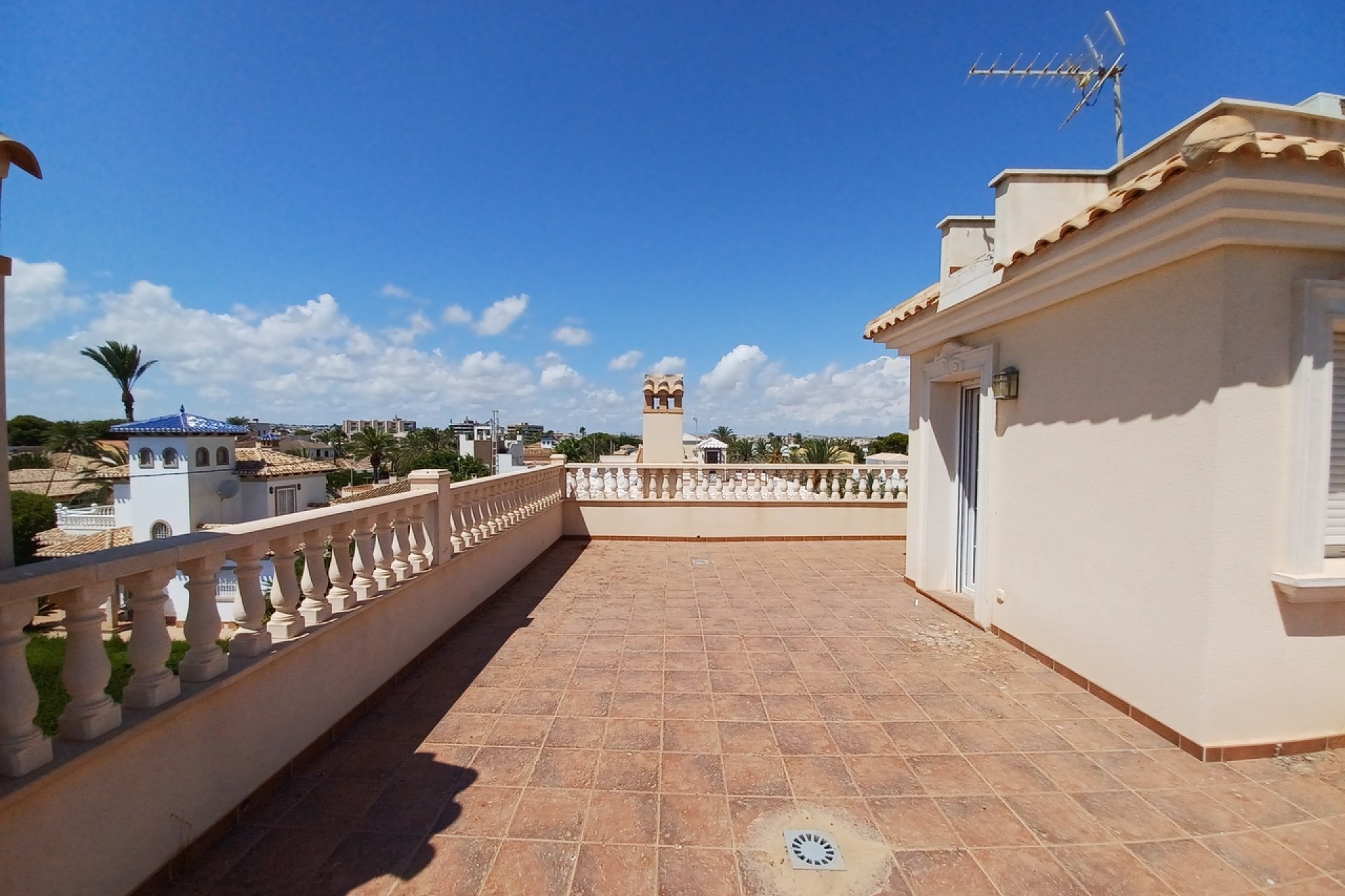 Revente - Villa -
Cabo Roig - Costa Blanca