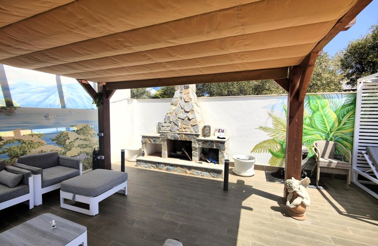 Revente - Villa -
Cabo Roig - Costa Blanca