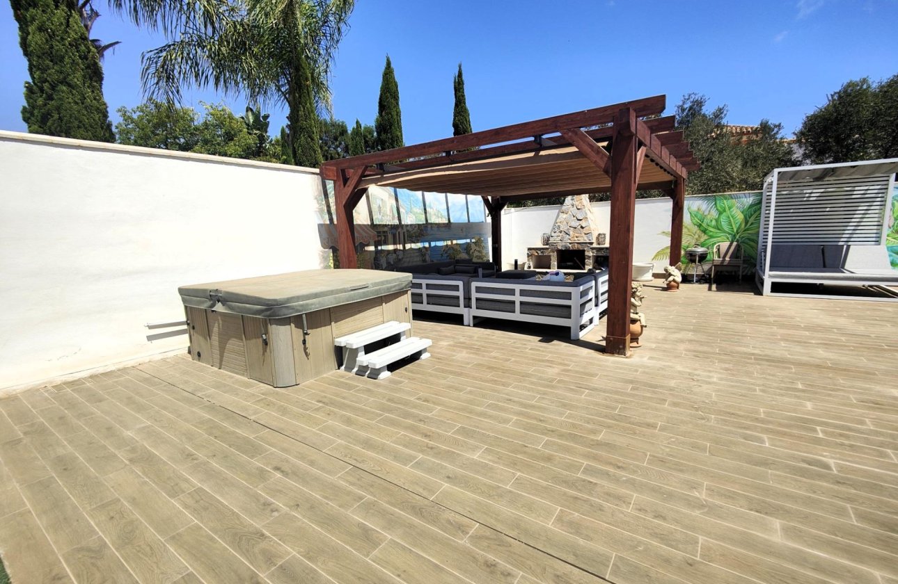 Revente - Villa -
Cabo Roig - Costa Blanca