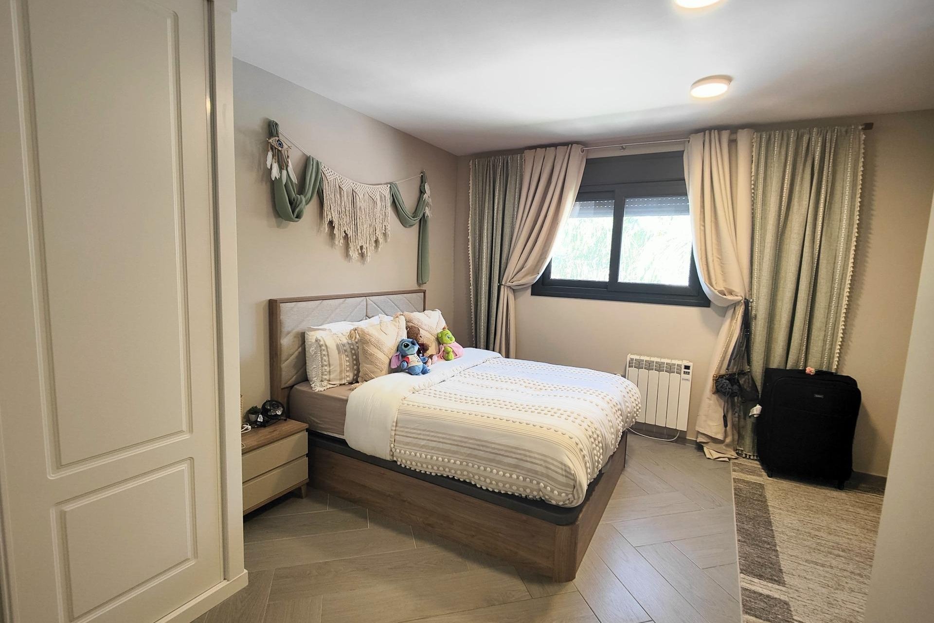 Revente - Villa -
Cabo Roig - Costa Blanca