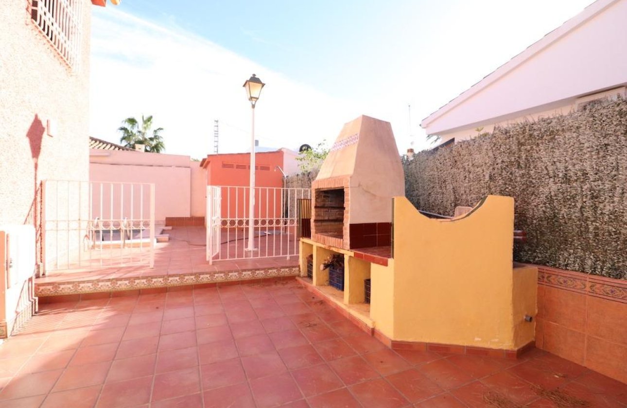 Revente - Villa -
Cabo Roig - Costa Blanca