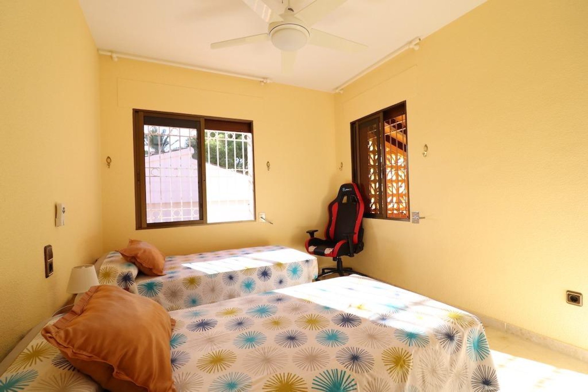 Revente - Villa -
Cabo Roig - Costa Blanca