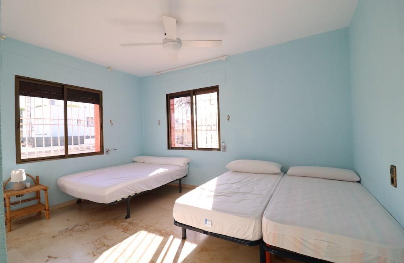 Revente - Villa -
Cabo Roig - Costa Blanca