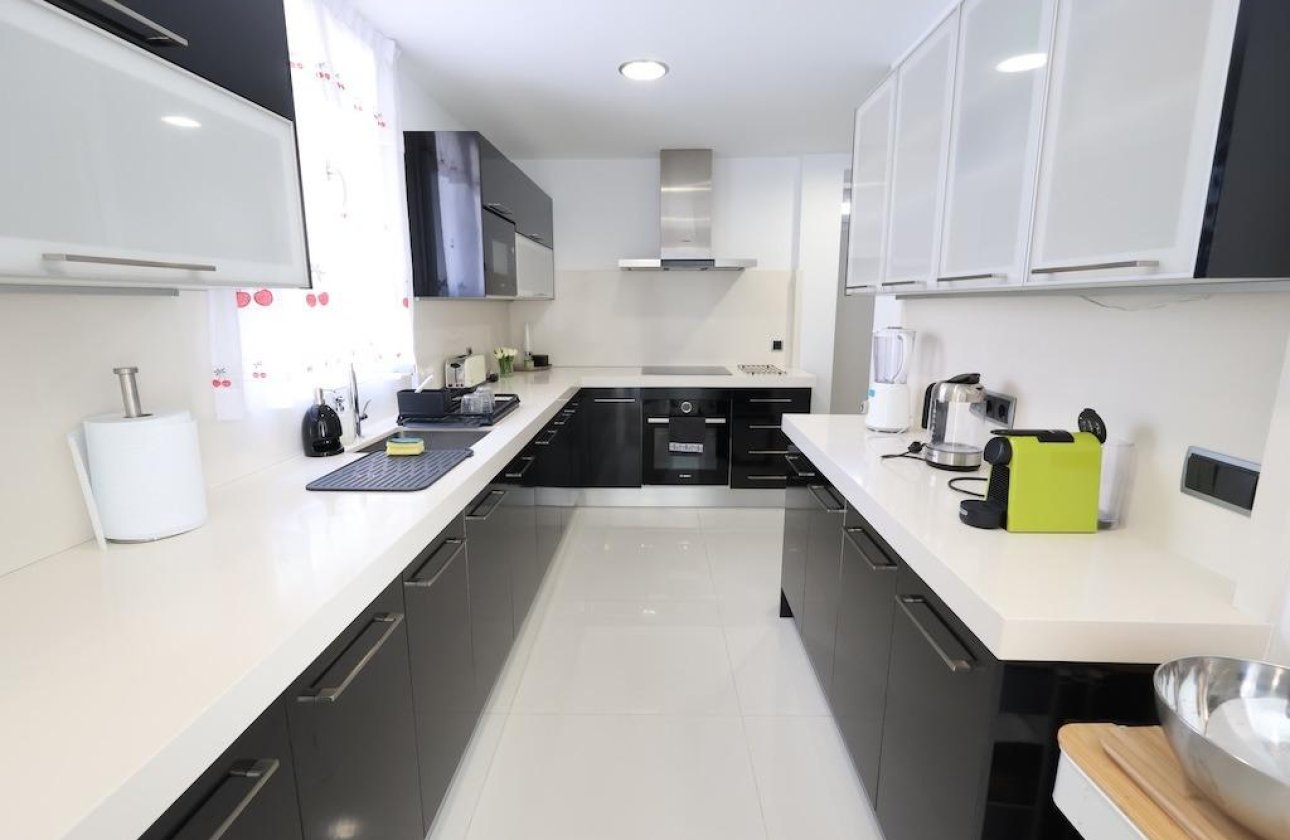 Revente - Villa -
Cabo Roig - Costa Blanca