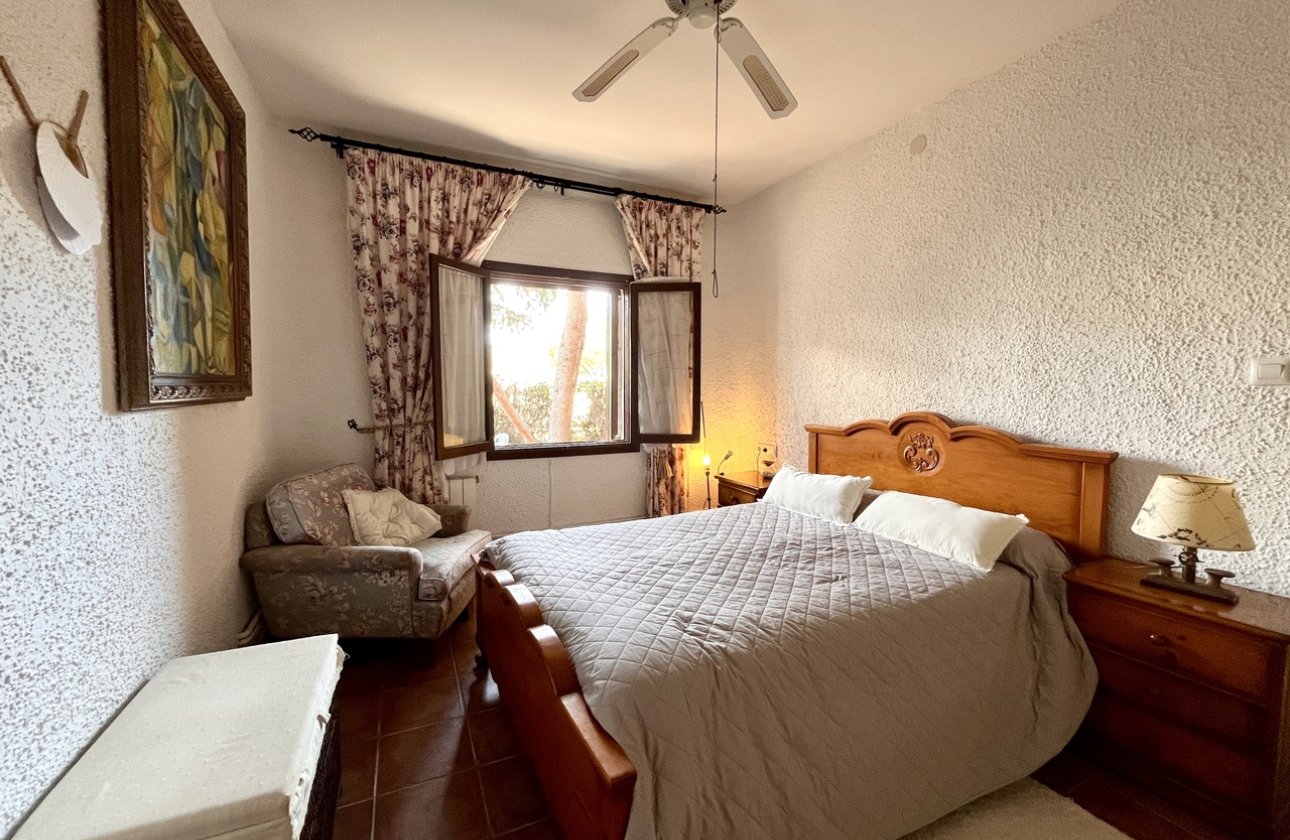 Revente - Villa -
Cabo Roig - Costa Blanca