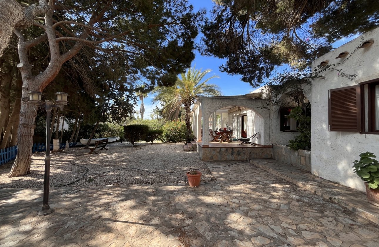 Revente - Villa -
Cabo Roig - Costa Blanca