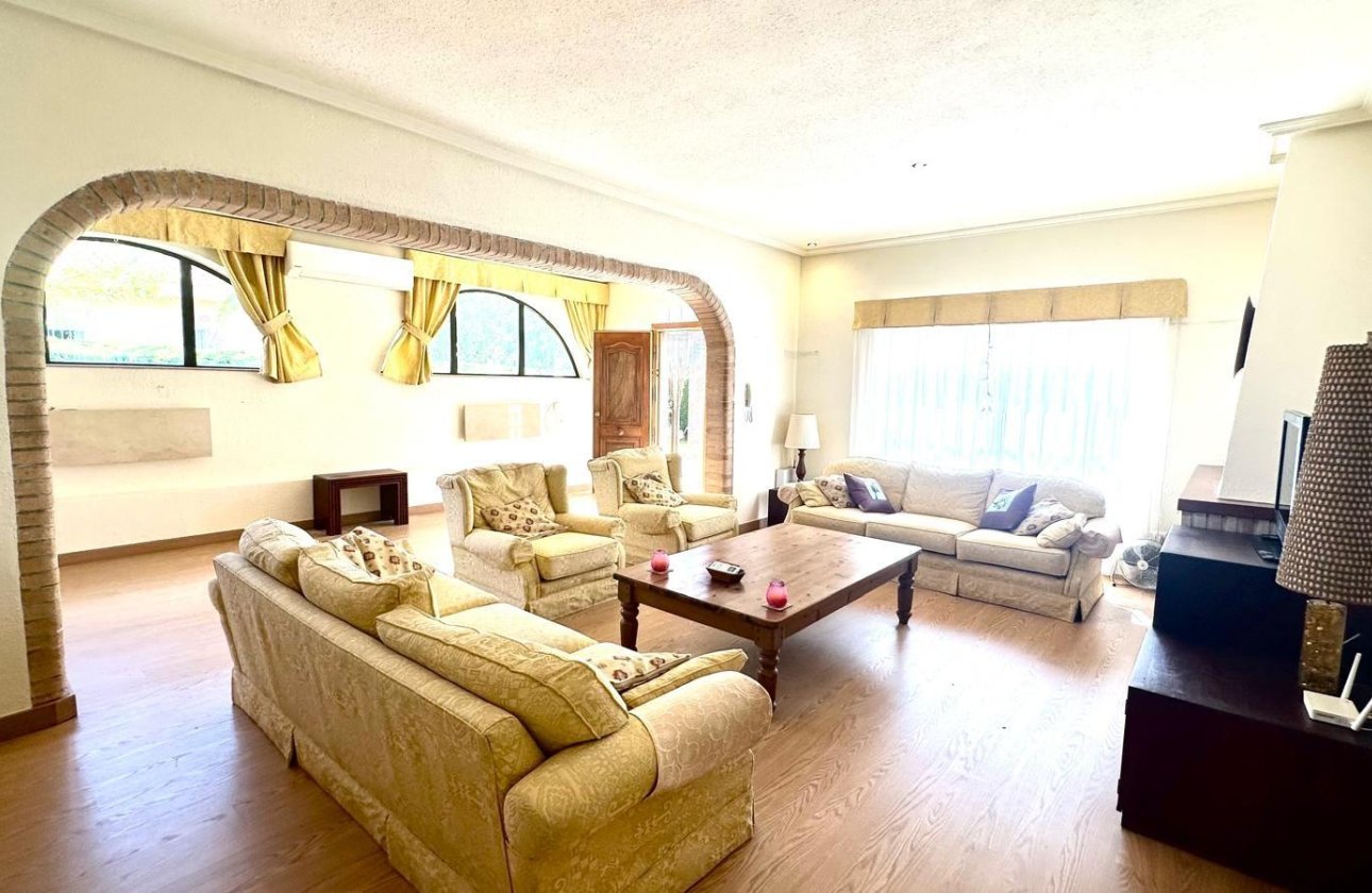 Revente - Villa -
Cabo Roig - Costa Blanca