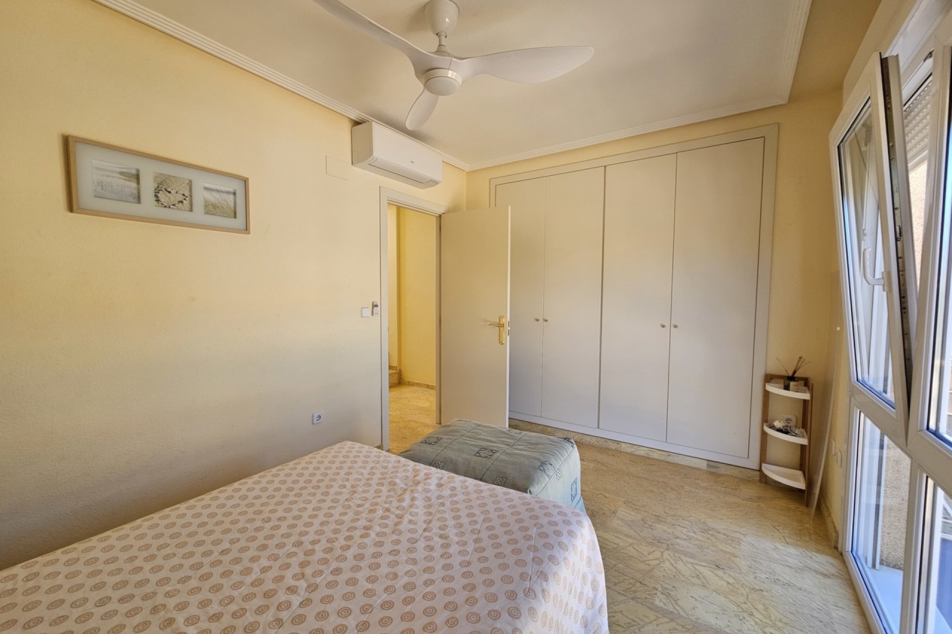 Revente - Villa -
Cabo Roig - Costa Blanca