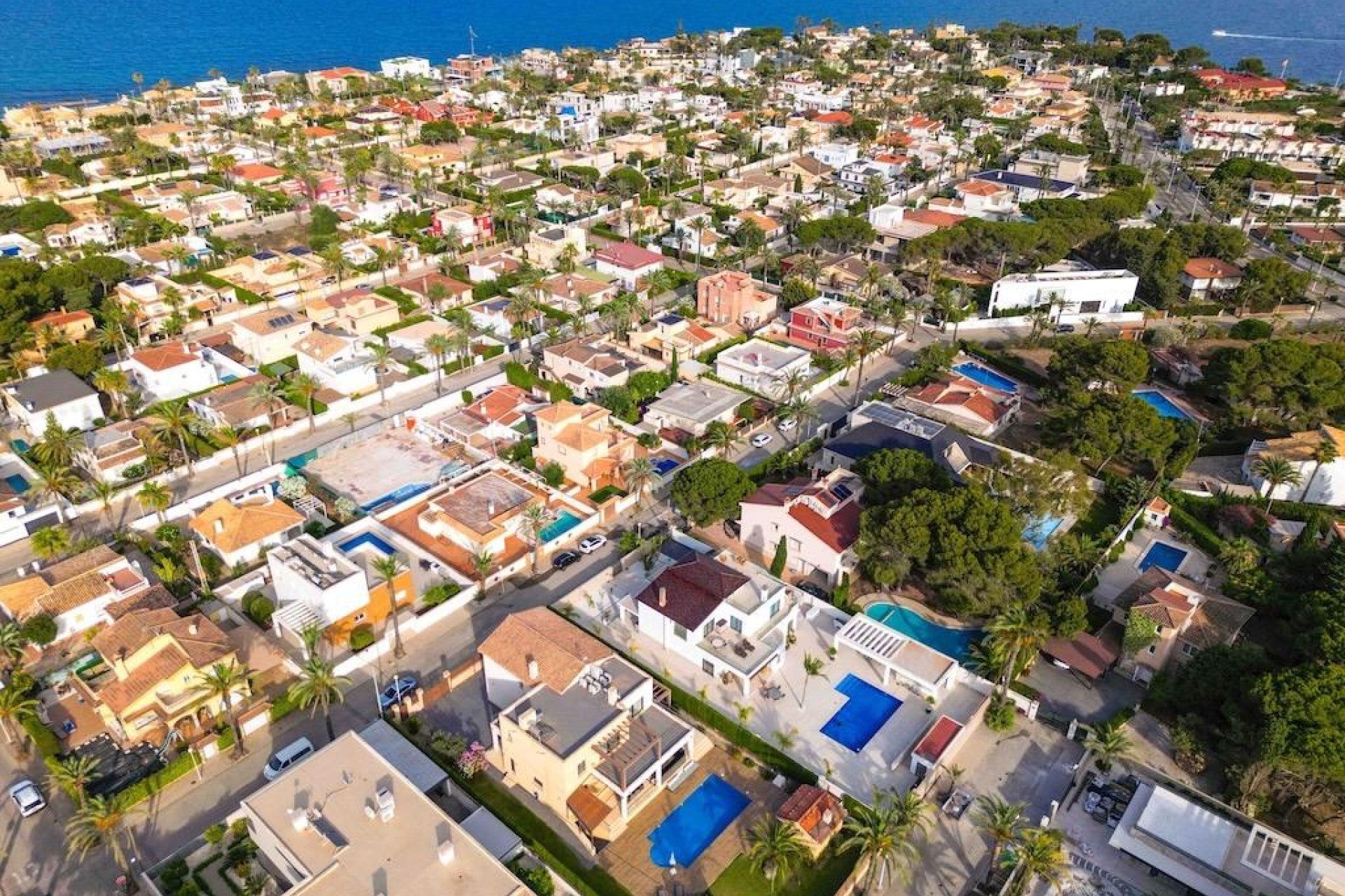 Revente - Villa -
Cabo Roig - Costa Blanca