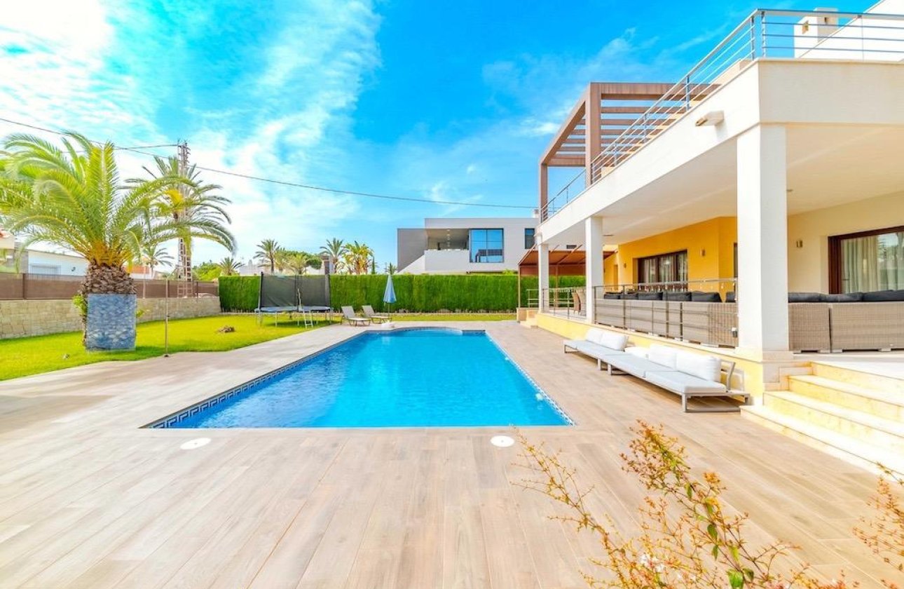 Revente - Villa -
Cabo Roig - Costa Blanca