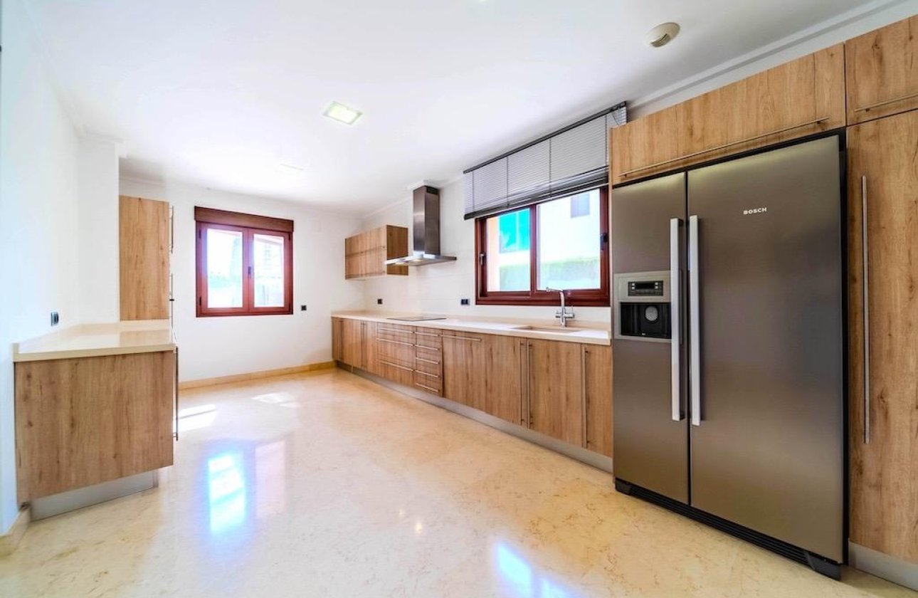 Revente - Villa -
Cabo Roig - Costa Blanca