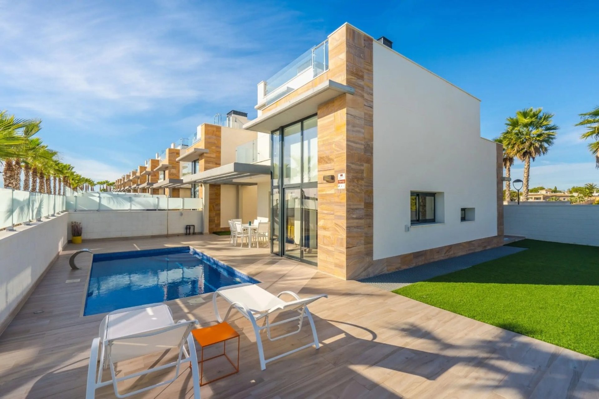 Revente - Villa -
Cabo Roig - Costa Blanca