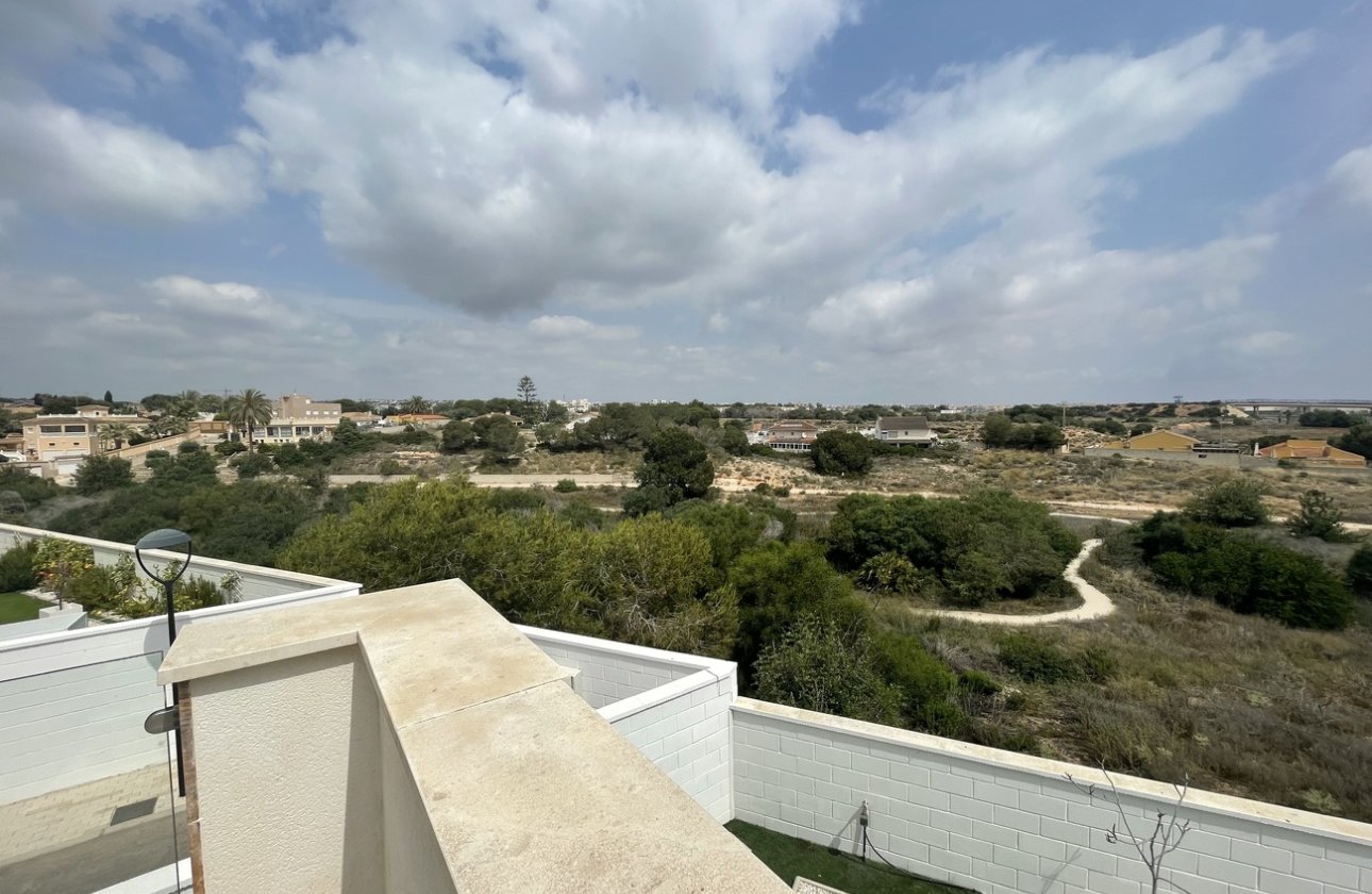 Revente - Villa -
Cabo Roig - Costa Blanca