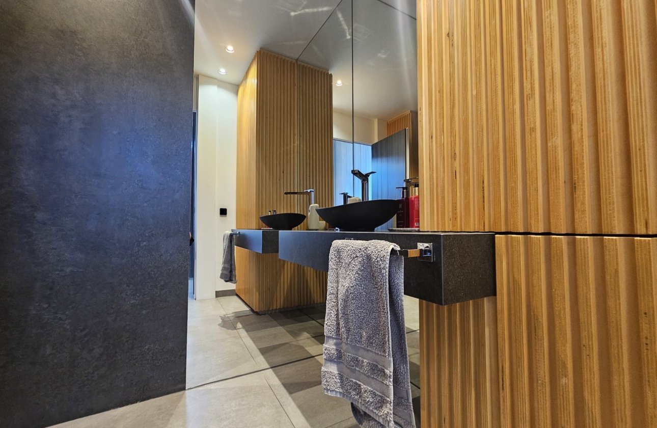 Revente - Villa -
Cabo Roig - Costa Blanca